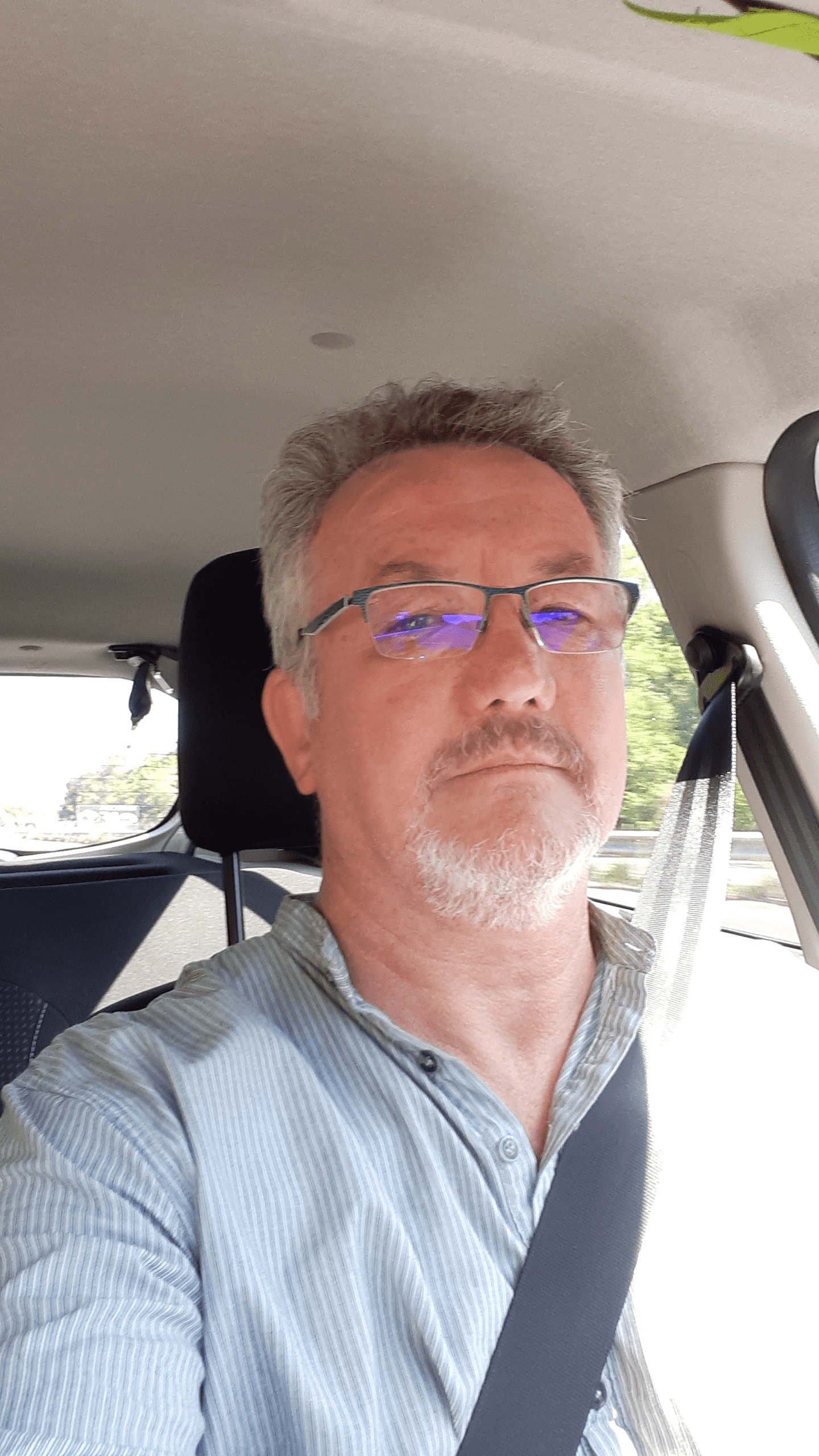 Sosthene - Loc-Brévalaire - Finistère | Rencontre gay