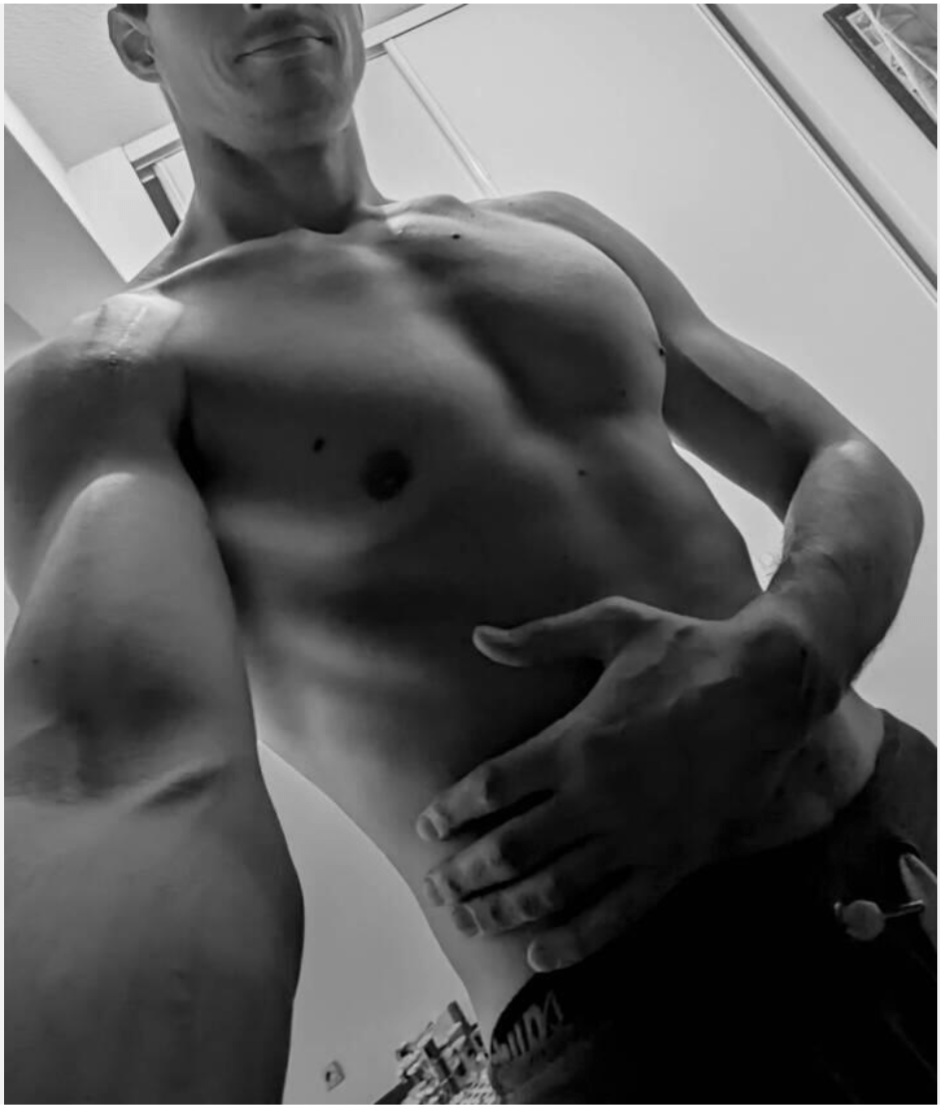 Ellyes - Hénon - Côtes-d'Armor | Rencontre gay