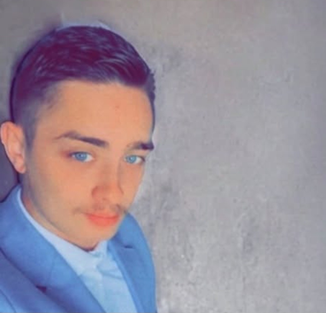 Jean-vivien - Tonquédec - Côtes-d'Armor | Rencontre gay