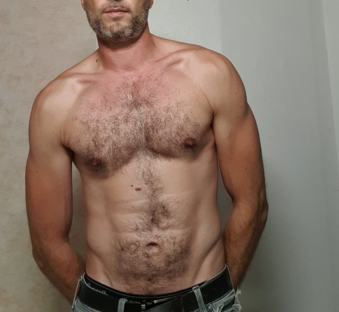 Jaron - Fougères - Ille-et-Vilaine | Rencontre gay