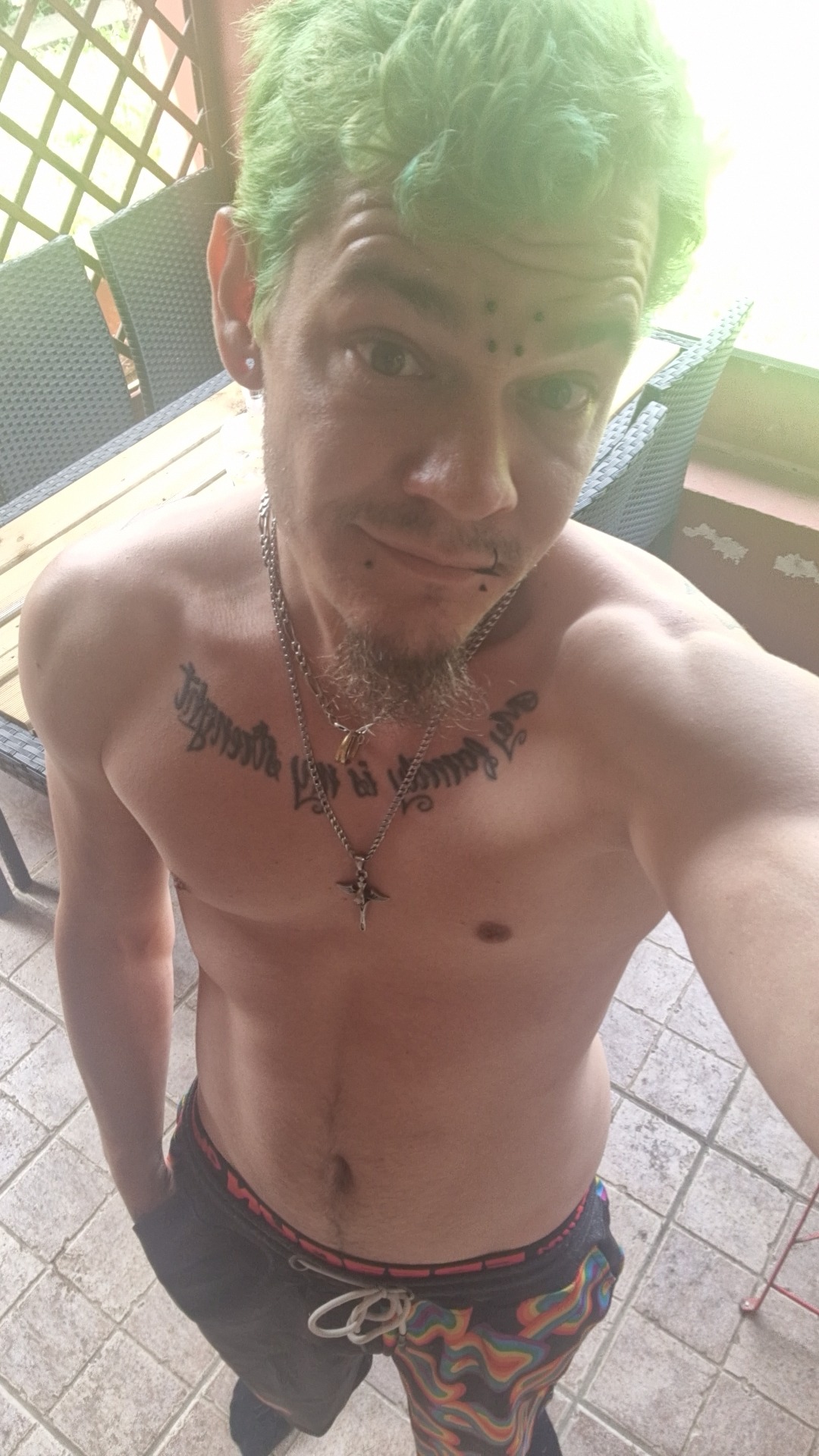 Kryss - Lignol - Morbihan | Rencontre gay